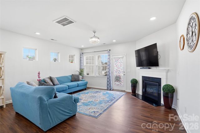 1838 Grove Park Lane, Tega Cay, SC 29708