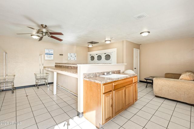 201 S Greenfield Road 366, Mesa, AZ 85206