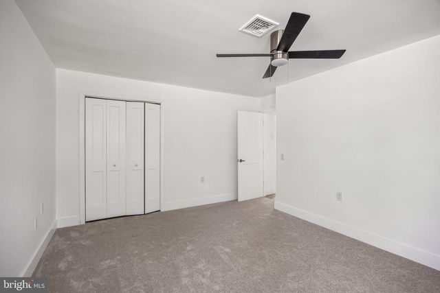 5 ST ANDREWS CT, Toms River, NJ 08753