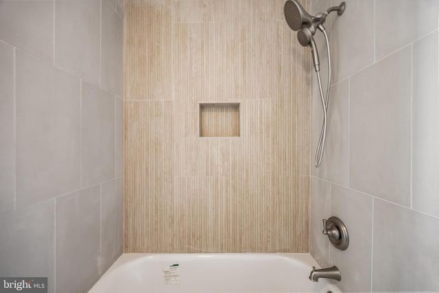 5 ST ANDREWS CT, Toms River, NJ 08753