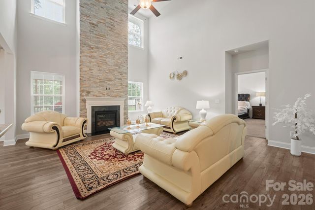 11836 Glenwood Drive, Locust, NC 28097