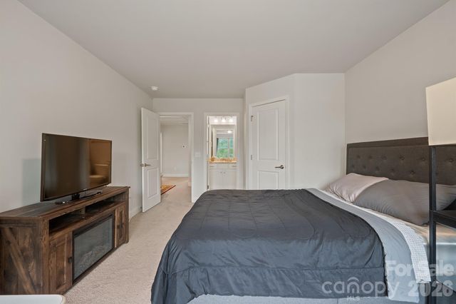 11836 Glenwood Drive, Locust, NC 28097