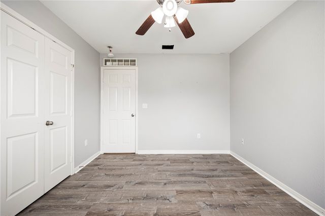 2038 Escalante, Corpus Christi, TX 78410