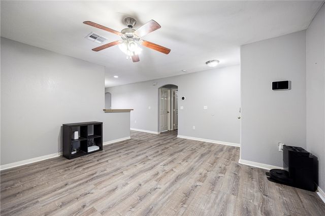 2038 Escalante, Corpus Christi, TX 78410