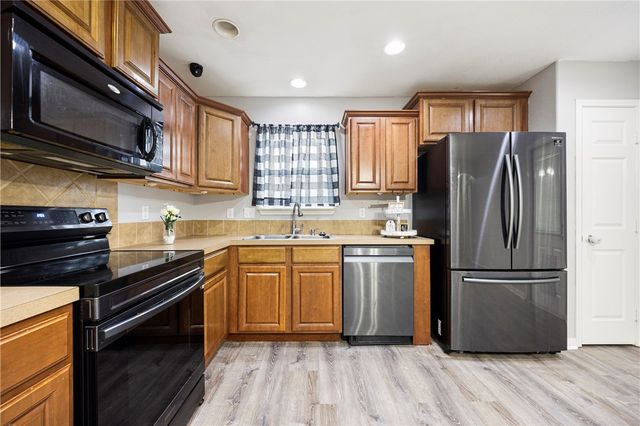 2038 Escalante, Corpus Christi, TX 78410