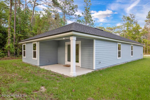 407 RUSTIC Road, Satsuma, FL 32189