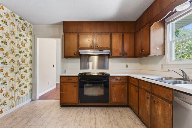 2103 King Court Lane, Chattanooga, TN 37421