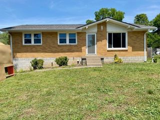 420 Janette Ave, Goodlettsville, TN 37072