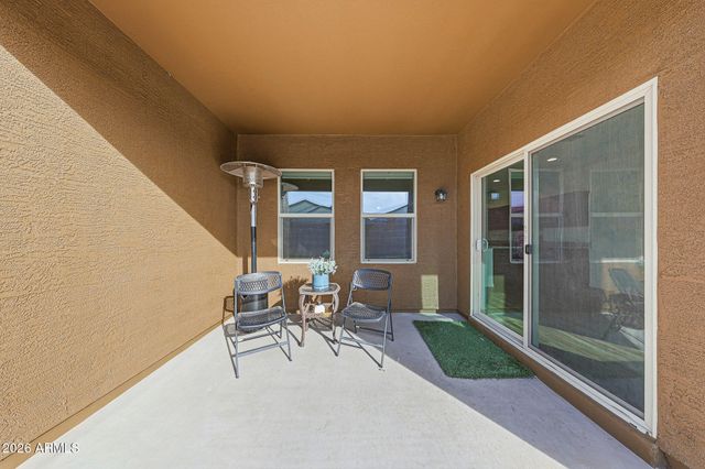 33678 N DERTUCCIO Trail, San Tan Valley, AZ 85144