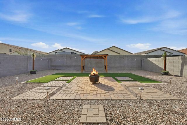 33678 N DERTUCCIO Trail, San Tan Valley, AZ 85144