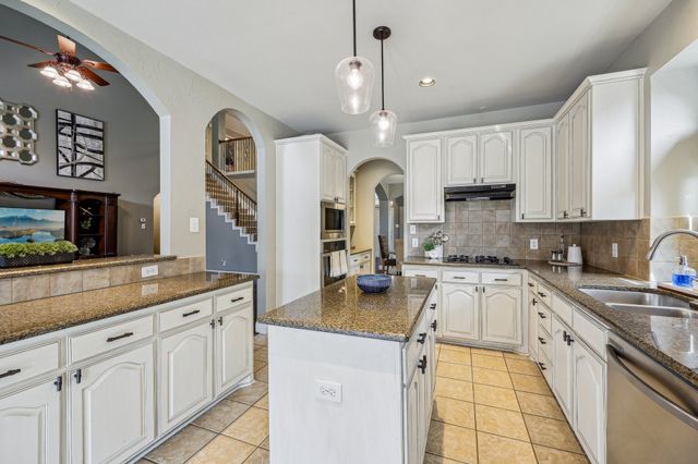 5603 Blazing Star Road, Frisco, TX 75036