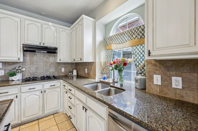 5603 Blazing Star Road, Frisco, TX 75036