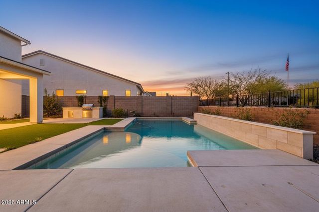 18188 W WINDMERE Drive, Goodyear, AZ 85338