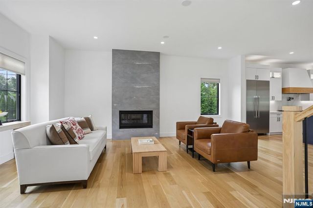 7 New Street, Cresskill, NJ 07626