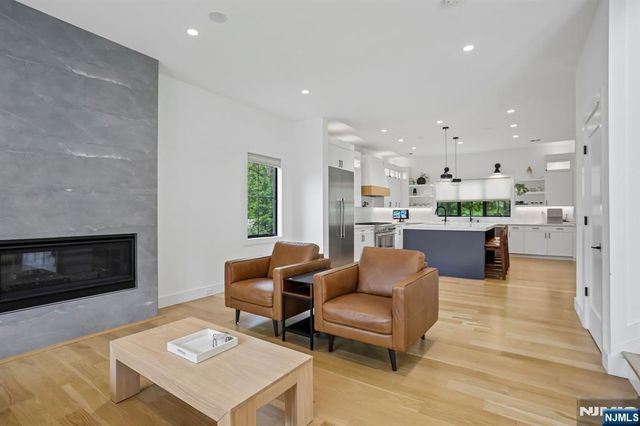 7 New Street, Cresskill, NJ 07626