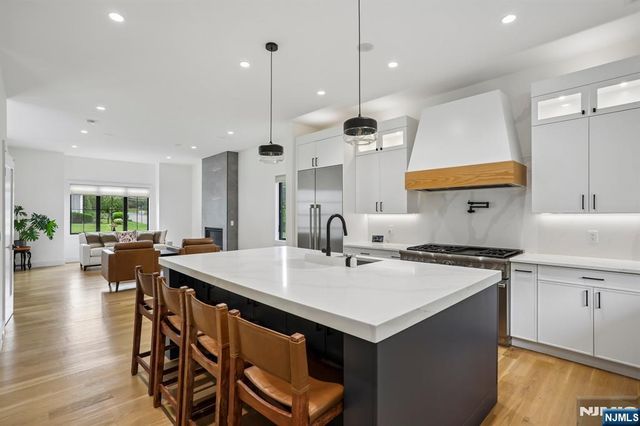 7 New Street, Cresskill, NJ 07626