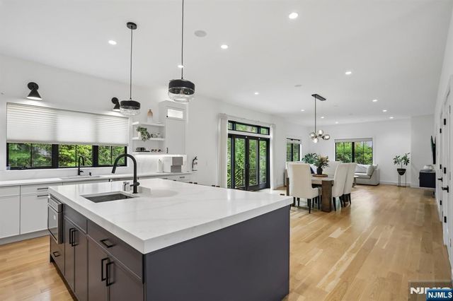 7 New Street, Cresskill, NJ 07626