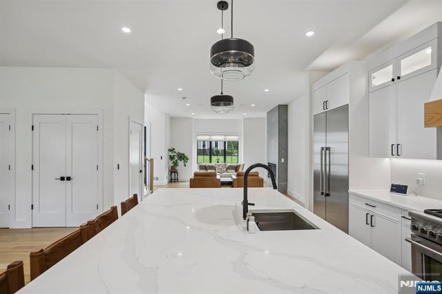 7 New Street, Cresskill, NJ 07626