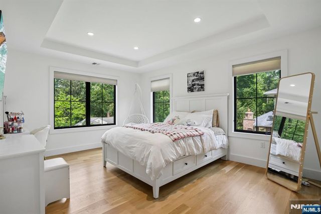 7 New Street, Cresskill, NJ 07626