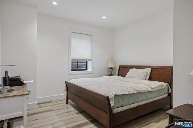 7 New Street, Cresskill, NJ 07626
