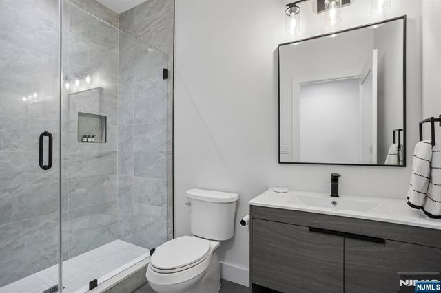 7 New Street, Cresskill, NJ 07626