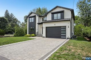 7 New Street, Cresskill, NJ 07626