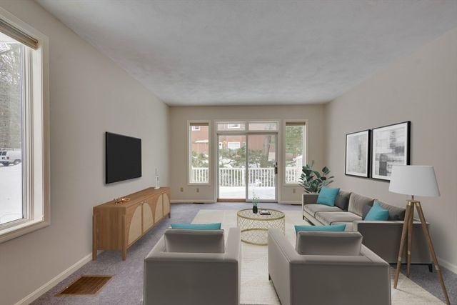 801 Sherwood Forest Ln 801, Saugus, MA 01906