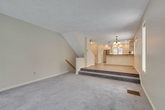 801 Sherwood Forest Ln 801, Saugus, MA 01906