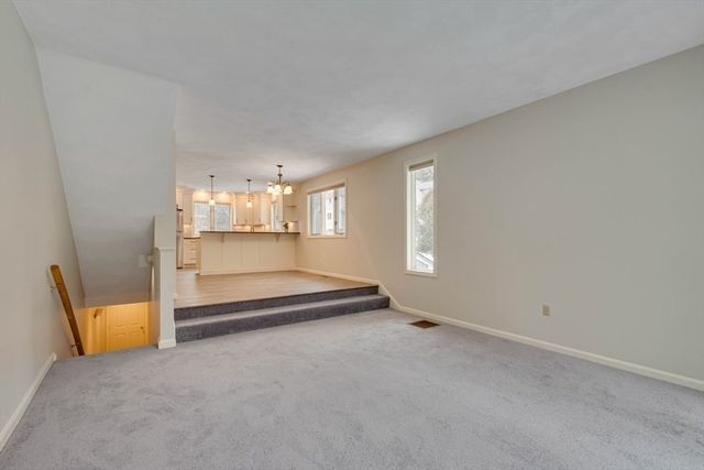 801 Sherwood Forest Ln 801, Saugus, MA 01906