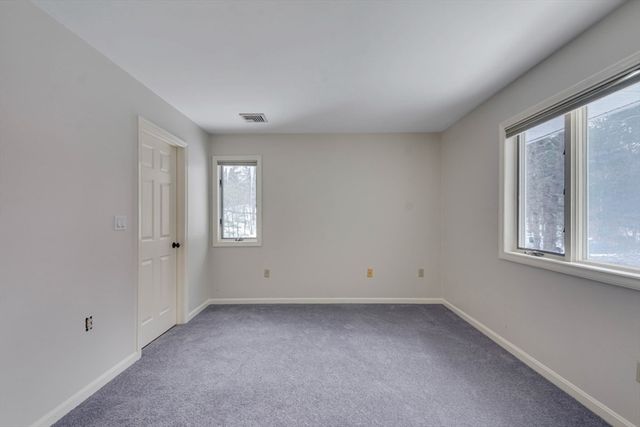 801 Sherwood Forest Ln 801, Saugus, MA 01906