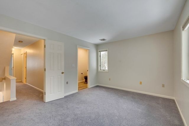 801 Sherwood Forest Ln 801, Saugus, MA 01906