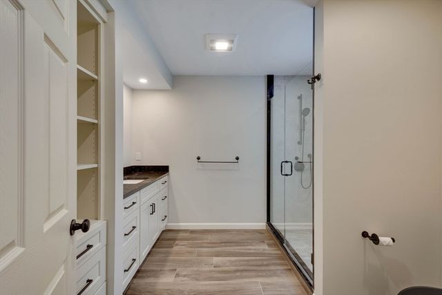 801 Sherwood Forest Ln 801, Saugus, MA 01906