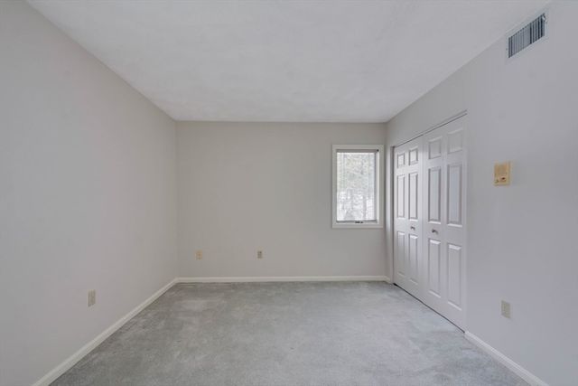 801 Sherwood Forest Ln 801, Saugus, MA 01906