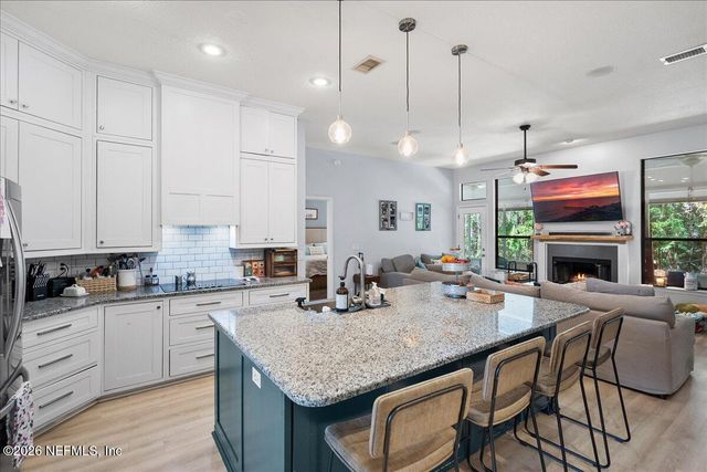 5281 OXFORD CREST Drive, Jacksonville, FL 32258