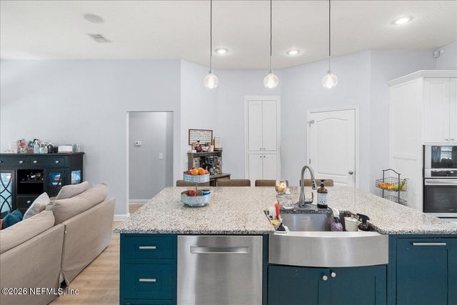 5281 OXFORD CREST Drive, Jacksonville, FL 32258
