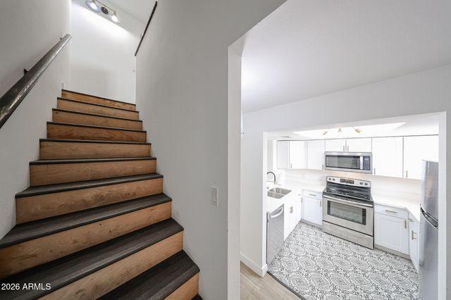 812 W 14TH Street, Tempe, AZ 85281