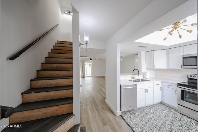 812 W 14TH Street, Tempe, AZ 85281