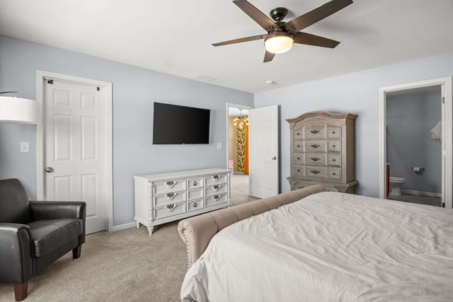 218 Middleton Court, Elgin, IL 60124