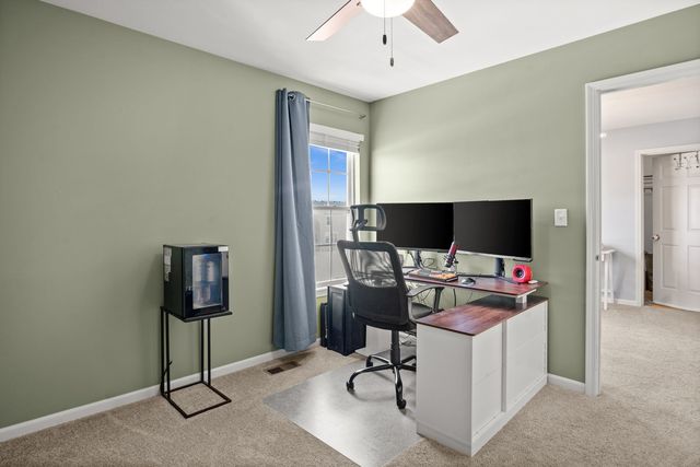 218 Middleton Court, Elgin, IL 60124