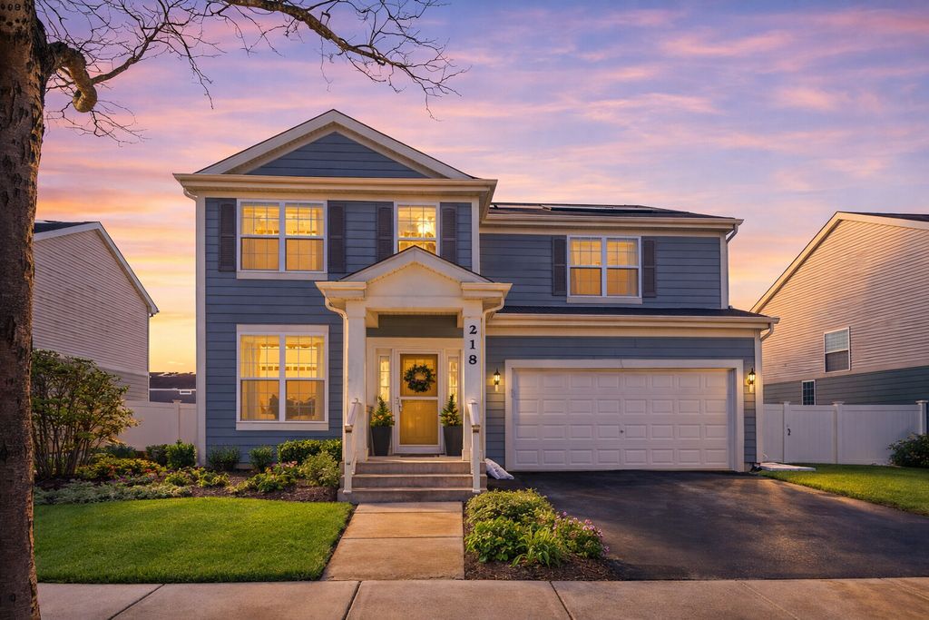 218 Middleton Court, Elgin, IL 60124