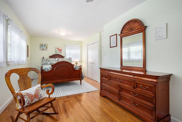 21687 Shiawassee Drive, Cassopolis, MI 49031