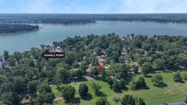 21687 Shiawassee Drive, Cassopolis, MI 49031