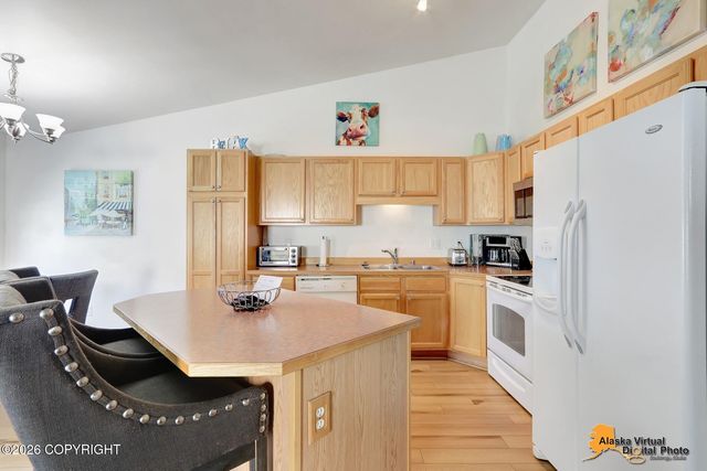 6460 Fairweather Drive, Anchorage, AK 99518