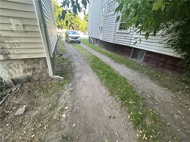 727 Dewey Avenue, Rochester, NY 14613