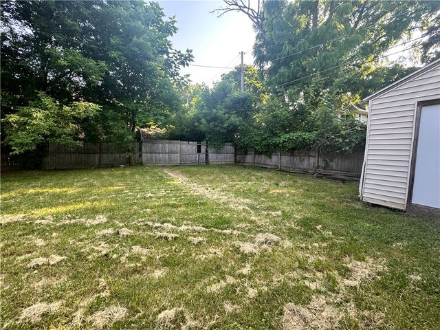 727 Dewey Avenue, Rochester, NY 14613