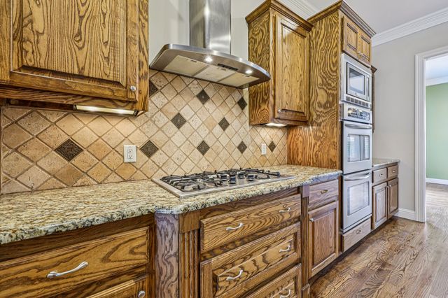 711 Ridgeview Drive, Rockwall, TX 75087