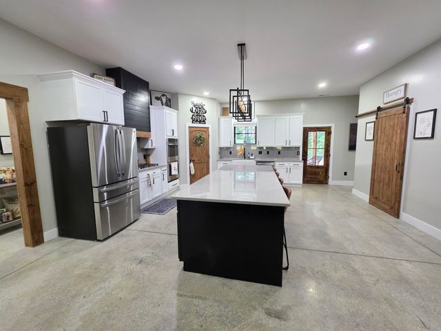 35 Chickory Lane, Monteagle, TN 37356