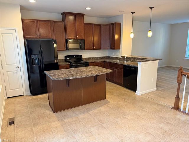 603 Brickell CHSE, Chesapeake, VA 23324