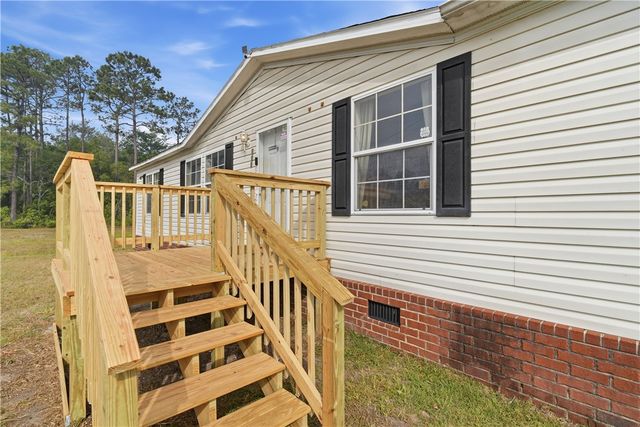 135 Tupelo Loop NE, Ludowici, GA 31316