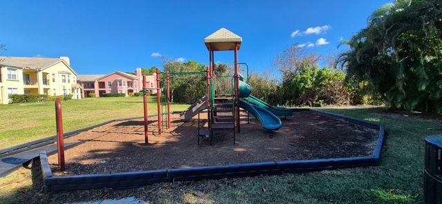 144 SW Peacock SW 23-204, Port St. Lucie, FL 34986